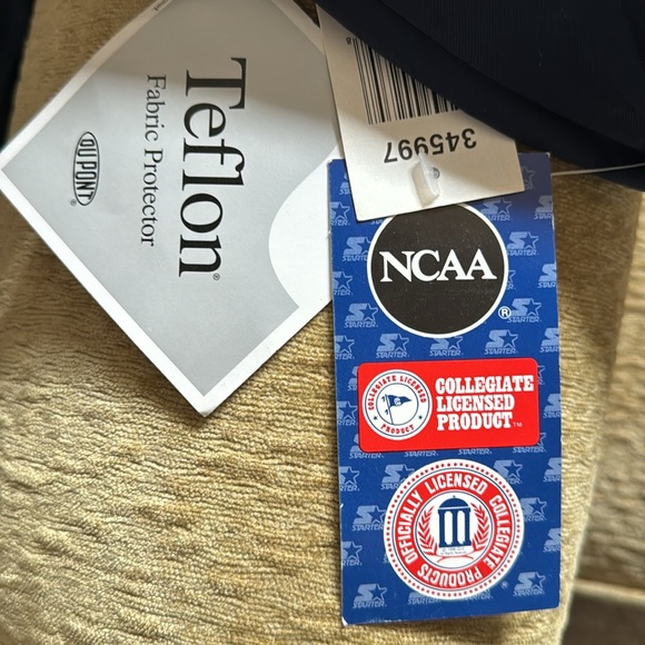 Michigan wolverines winter coat - Picture 5 of 9